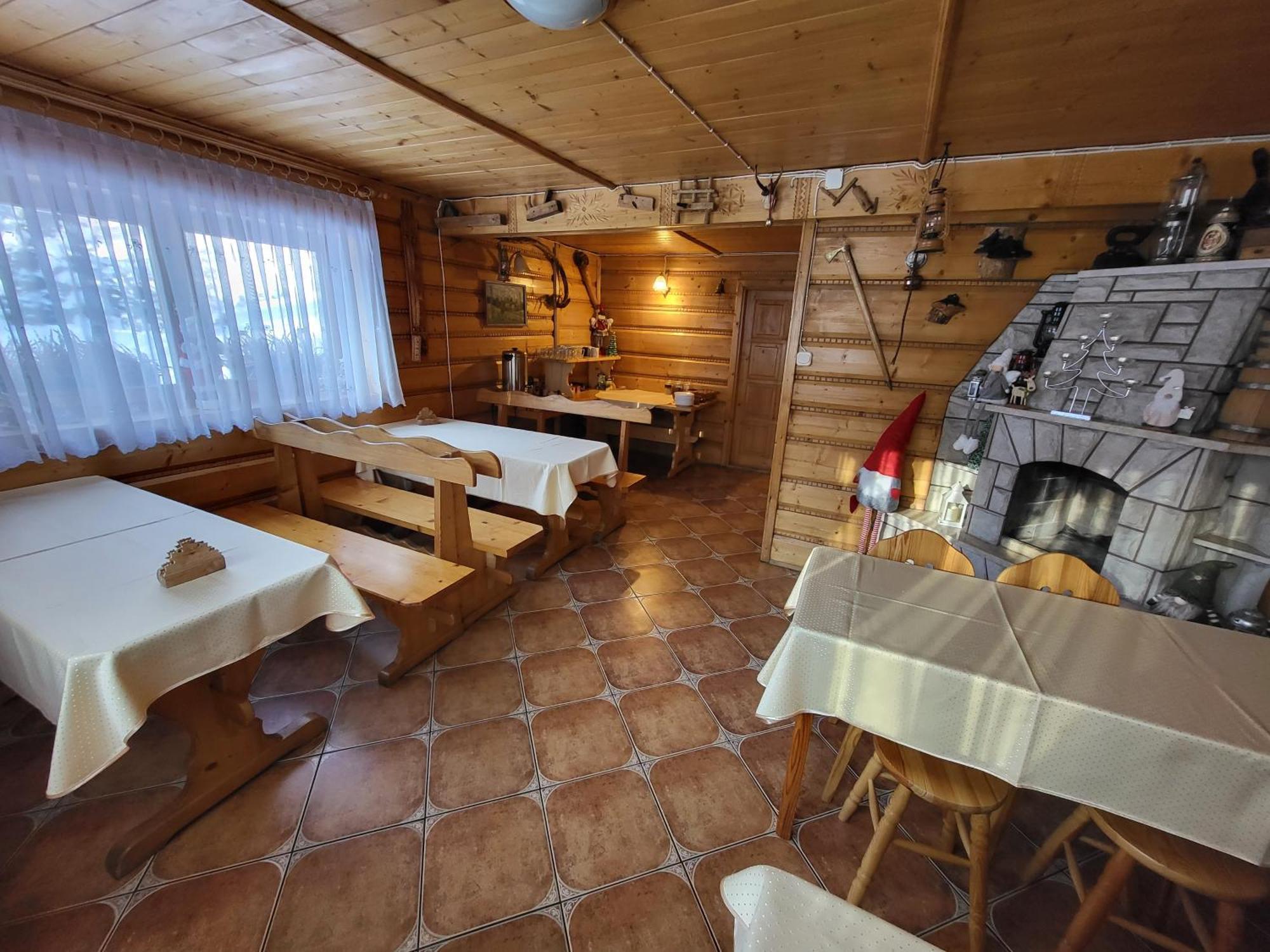 U Parow Sauna & Jacuzzi ビャウカ エクステリア 写真