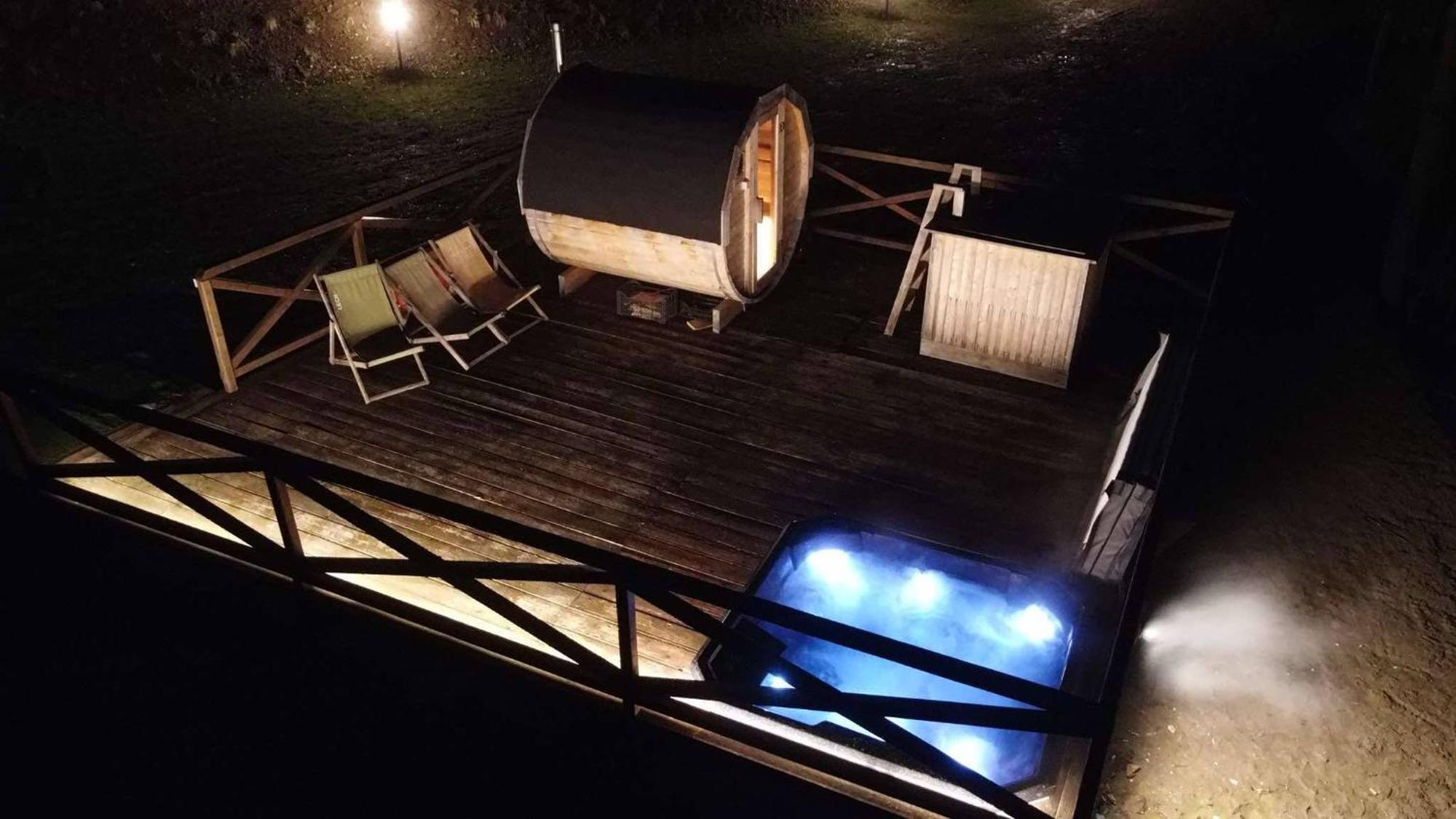 U Parow Sauna & Jacuzzi ビャウカ エクステリア 写真