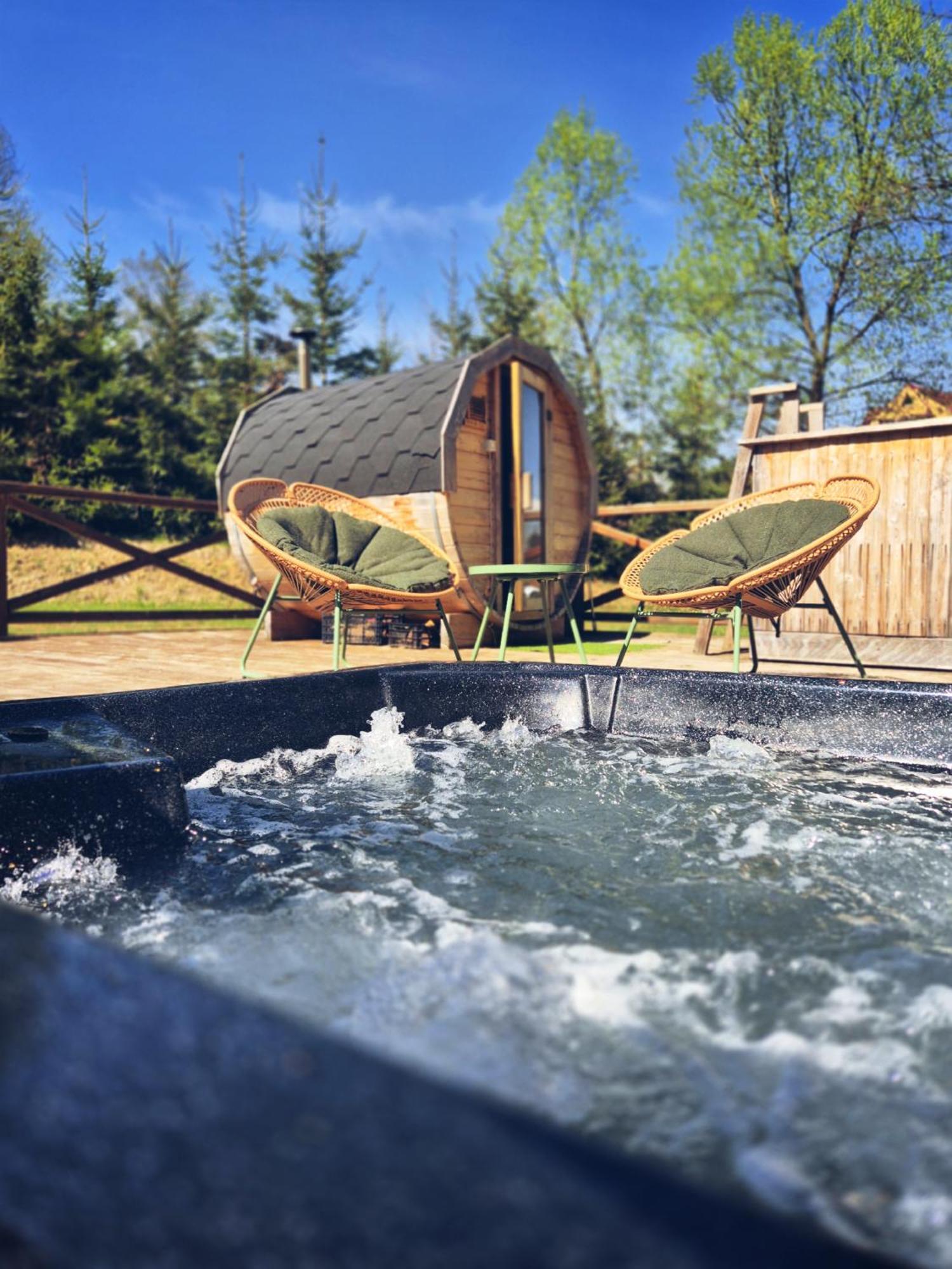 U Parow Sauna & Jacuzzi ビャウカ エクステリア 写真