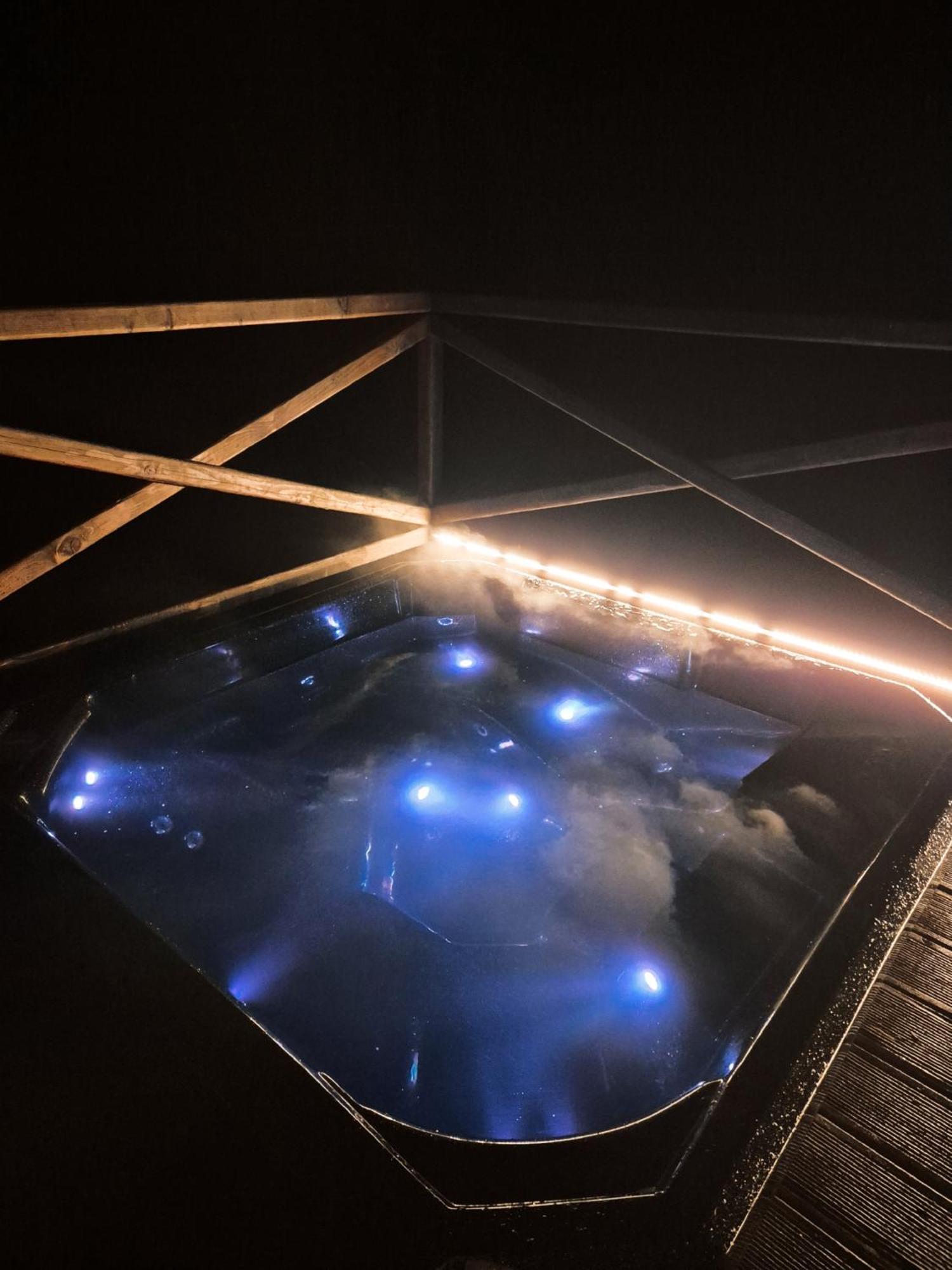 U Parow Sauna & Jacuzzi ビャウカ エクステリア 写真