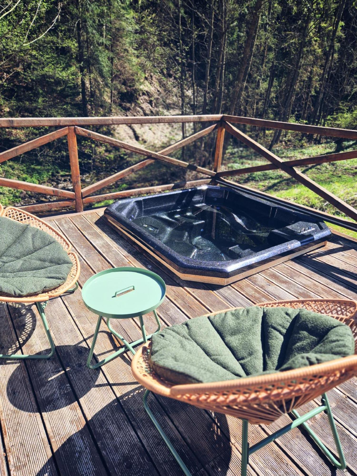 U Parow Sauna & Jacuzzi ビャウカ エクステリア 写真
